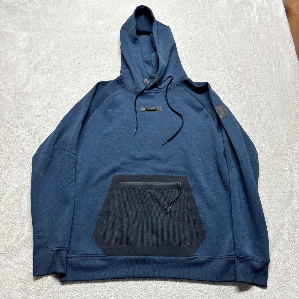 On Running Hoodie Focus Tech Mens L Navy Blue Swiss Engineering EUC Performance